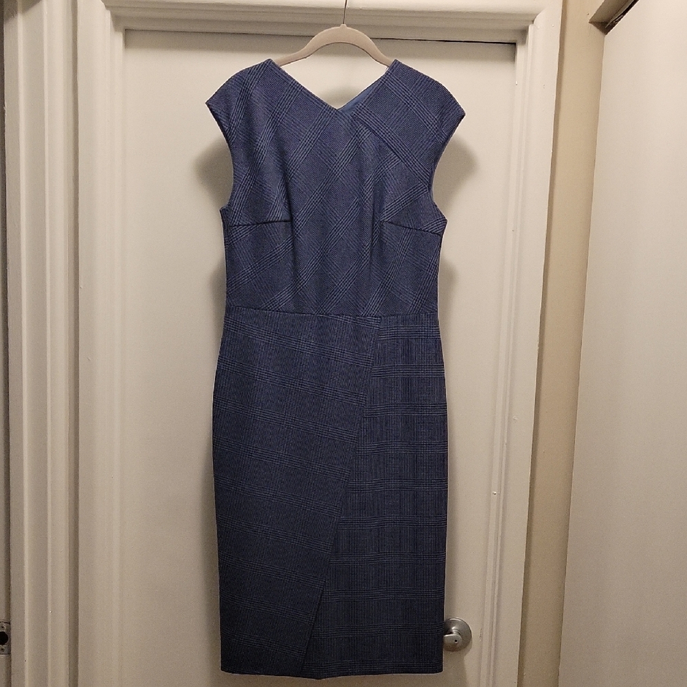 BOSS Elegant Blue Plaid Sheath Dress